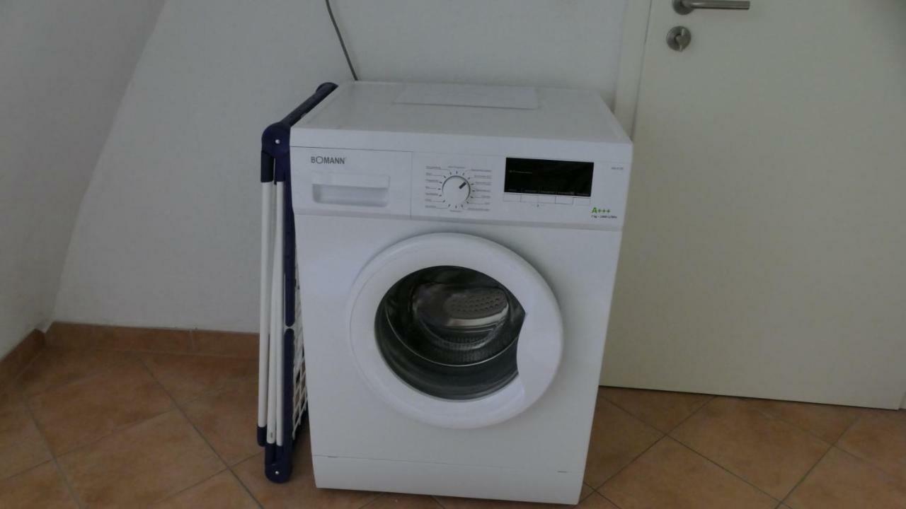 Ferienwohnung Maeder Schaafheim Εξωτερικό φωτογραφία